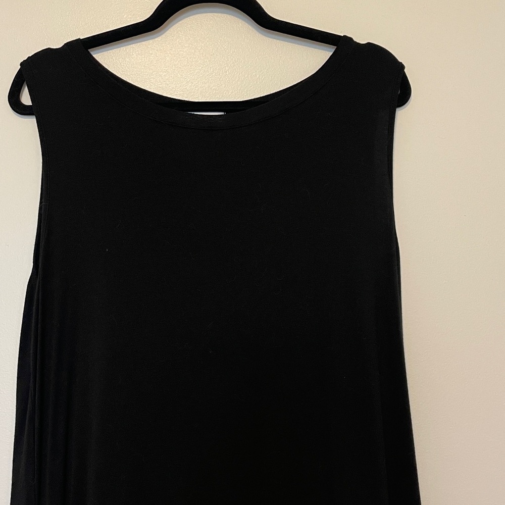 Black Sleeveless Dress by Hount